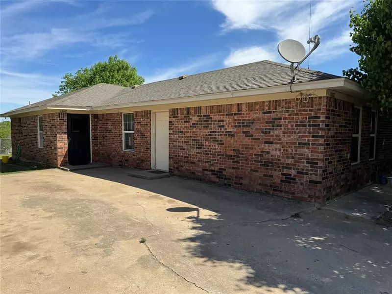 1209 Meriweather Avenue, Fort Worth, TX 76115