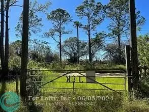 Labelle, FL 33975,3570 magnolia trace