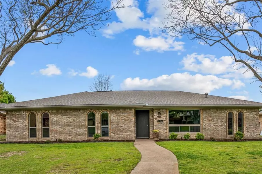 706 Lake Highlands Drive, Allen, TX 75002