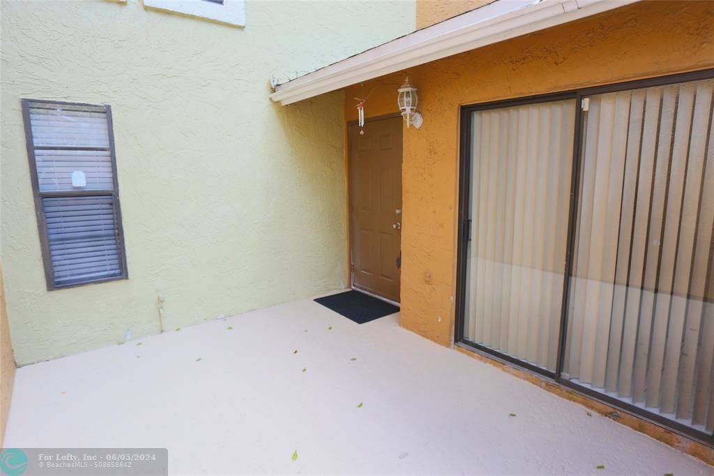 Tamarac, FL 33321,8015 NW 71st Ct