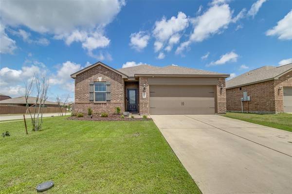 303 Harvey Street,  Anna,  TX 75409