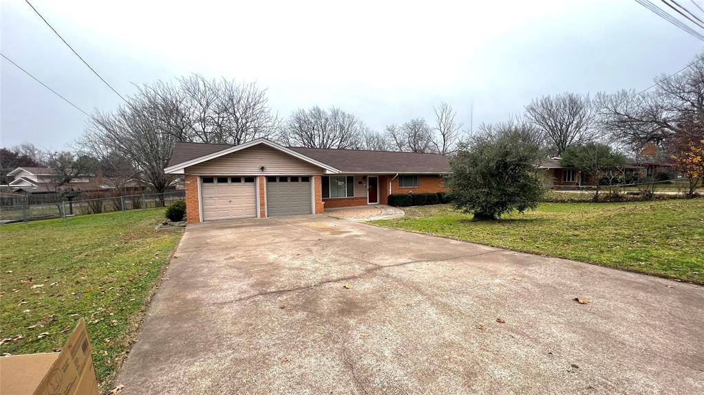 Bowie, TX 76230,611 Pillar Street