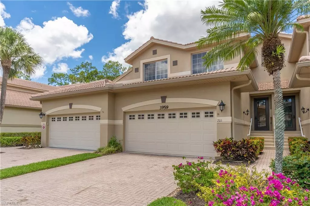 Naples, FL 34114,3959 Bishopwood CT W 201