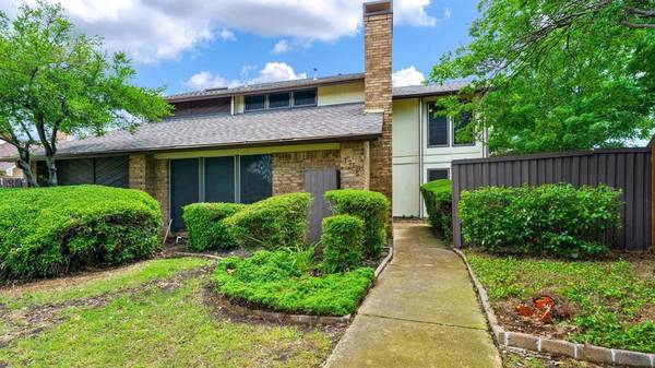 1716 Elk Grove Drive, Richardson, TX 75081