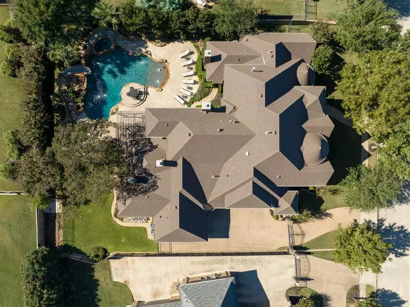 905 Silverton Street, Southlake, TX 76092