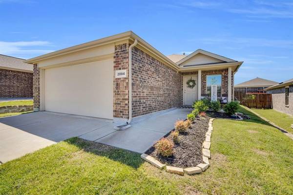 2084 Puma Street, Crandall, TX 75114