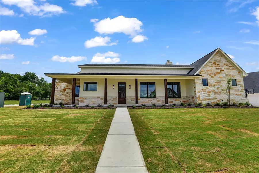 1348 Crown Valley Drive, Weatherford, TX 76087