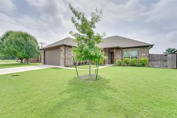 Ennis, TX 75119,403 Casa Linda Street