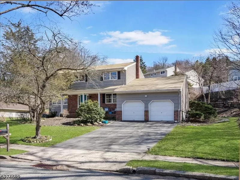 57 Cannonball Rd, Wanaque Boro, NJ 07465