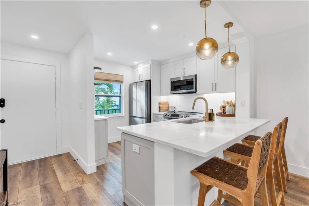 Naples, FL 34103,3030 Binnacle DR 206