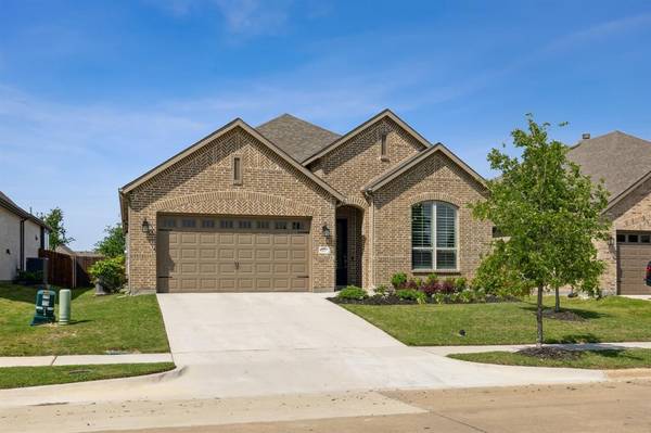 217 Country Meadows Boulevard, Waxahachie, TX 75165