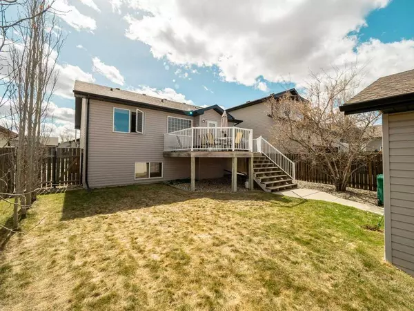 Lethbridge, AB T1K 8B2,135 Grand River BLVD W