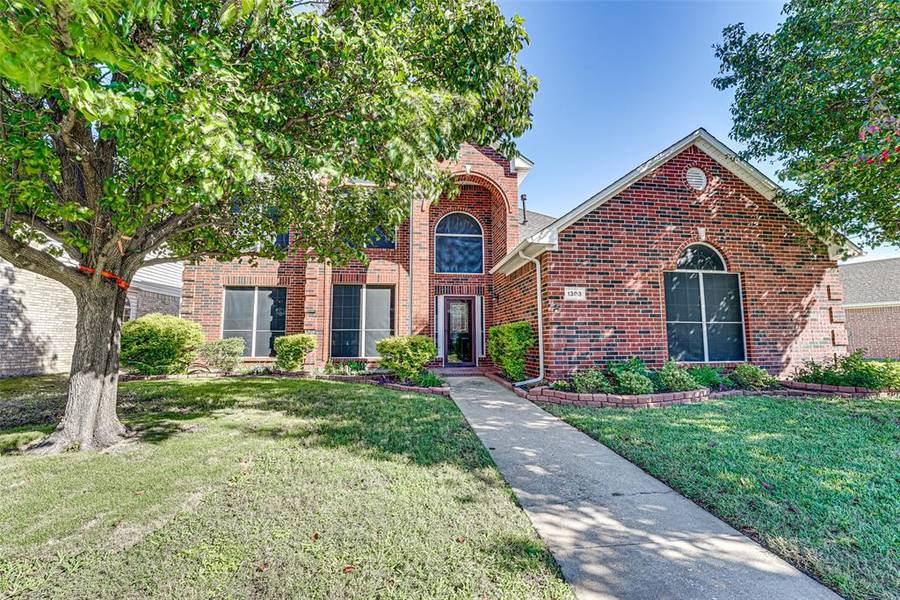 1303 Pegasus Drive, Arlington, TX 76013