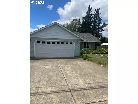 4216 STELLA ST, Roseburg, OR 97471