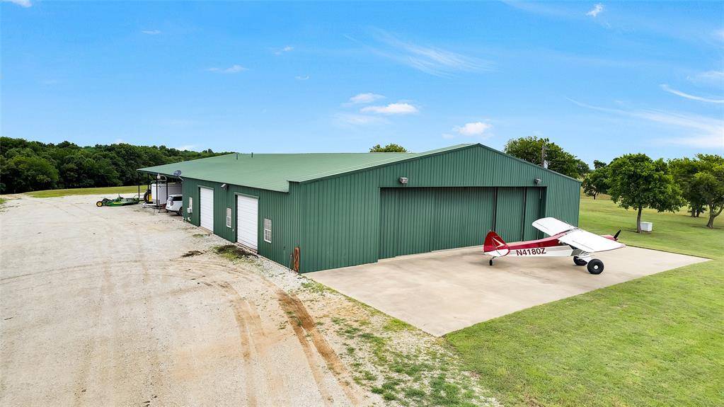 1867 County Road 460, Muenster, TX 76252