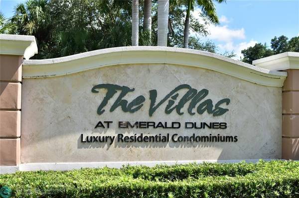 West Palm Beach, FL 33411,6565 Emerald Dunes Dr  #308