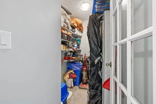 Calgary, AB T2T 4T1,1808 18 ST SW #103