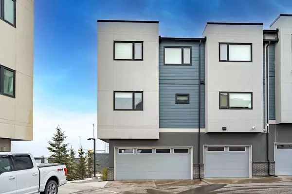 Calgary, AB T3R 0Y2,218 Sherwood SQ NW #905