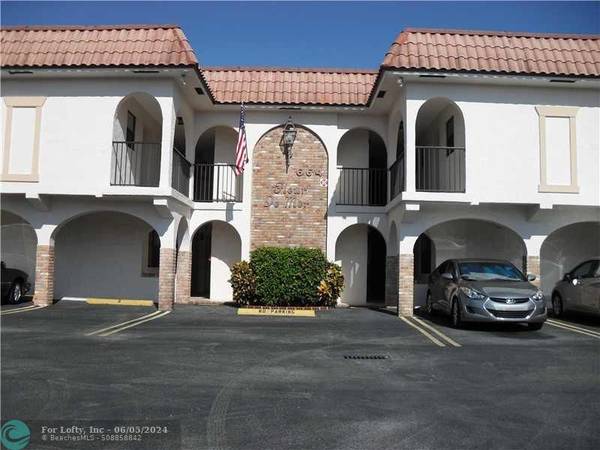 Deerfield Beach, FL 33441,664 SE 20 AV  #22