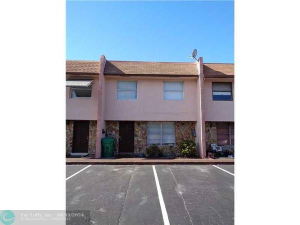 Davie, FL 33314,6542 SW 41st St  #6542