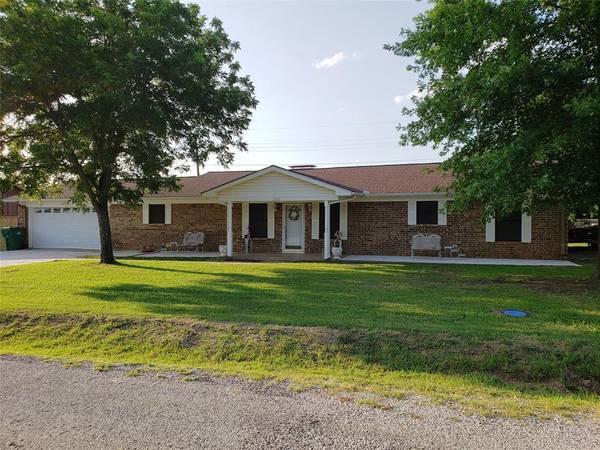 1005 Miller Drive, Mineral Wells, TX 76067