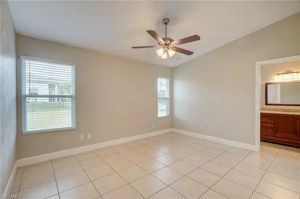 Cape Coral, FL 33990,511 13th TER