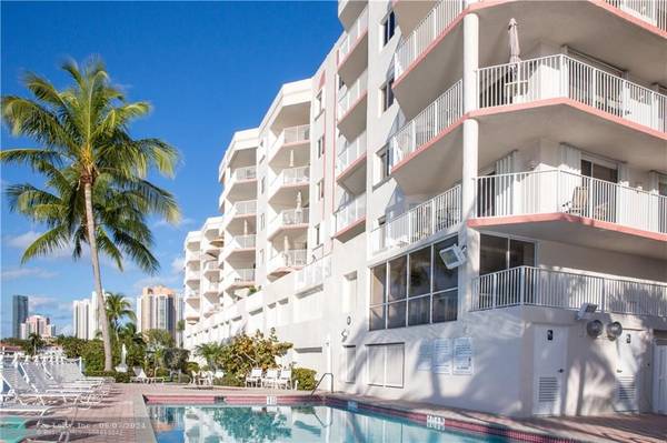 18260 N Bay Rd  #706,  Sunny Isles Beach,  FL 33160