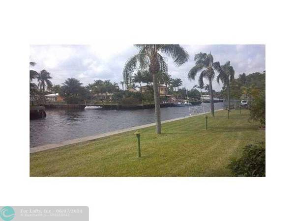 298 SE 6th Ave  #9,  Pompano Beach,  FL 33060