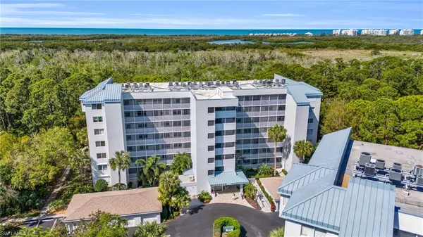 270 Naples Cove DR 3605, Naples, FL 34110