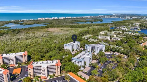 270 Naples Cove DR 3605, Naples, FL 34110