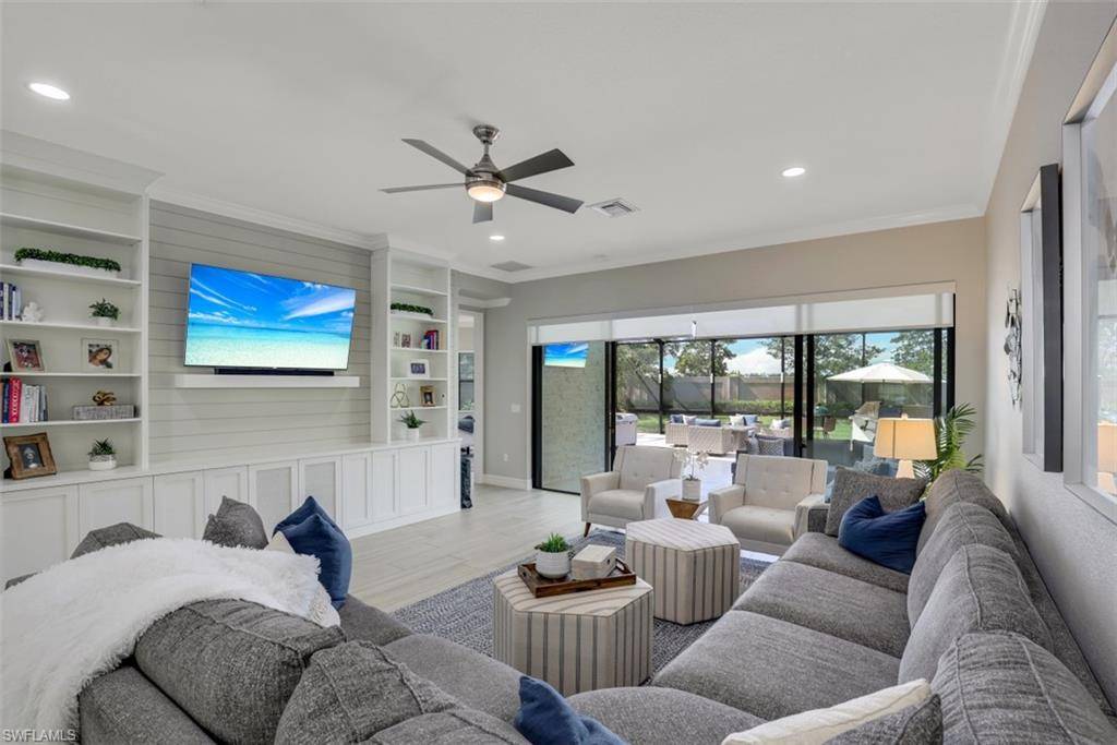 Naples, FL 34119,4167 CRESCENT CT