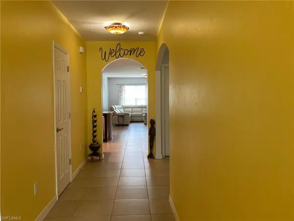 3660 27th AVE NE, Naples, FL 34120