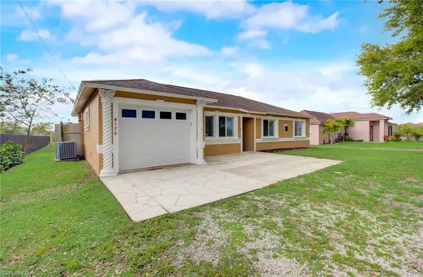 4170 22nd AVE NE, Naples, FL 34120