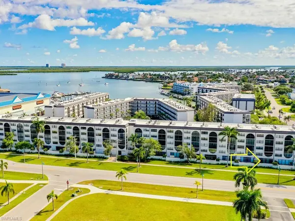 1012 Anglers CV D-203, Marco Island, FL 34145