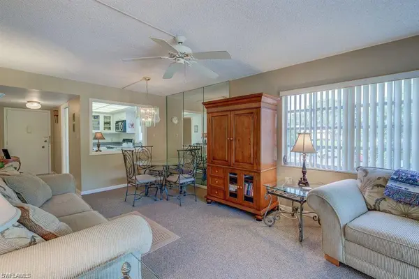 5 High Point CIR W 213, Naples, FL 34103