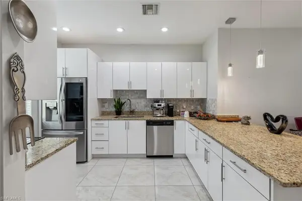 326 4th ST NE, Naples, FL 34120