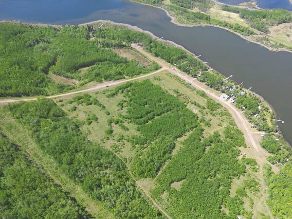 Loon Lake, SK S0M 1L0,3 Branch Lake