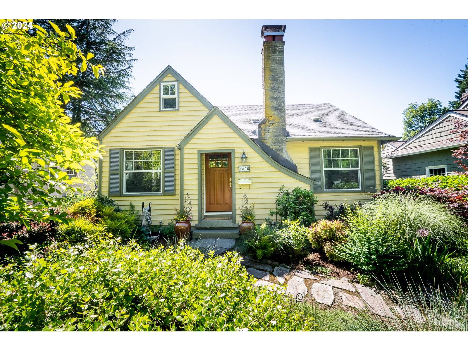 5805 SE 22ND AVE, Portland, OR 97202