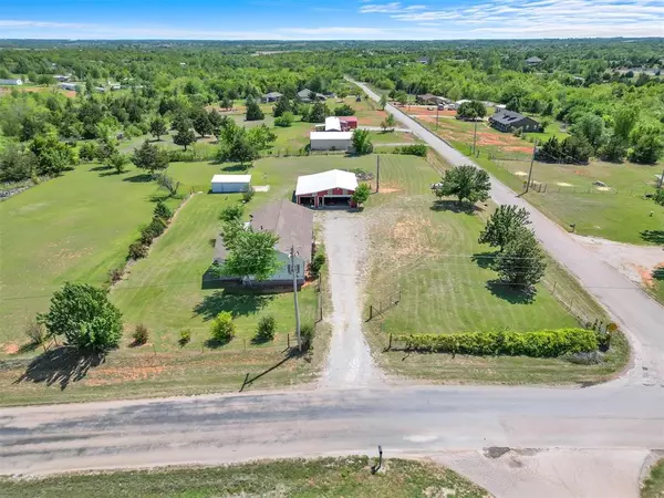 2245 E Sooner Road, Blanchard, OK 73010