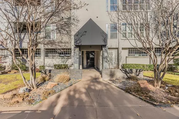 4104 N Hall Street #337, Dallas, TX 75219