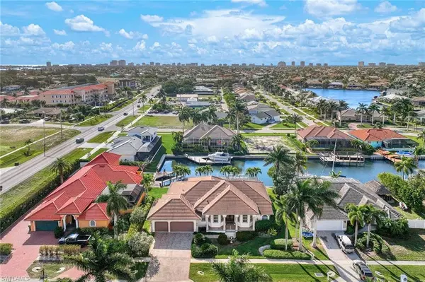 20 Anchor CT, Marco Island, FL 34145
