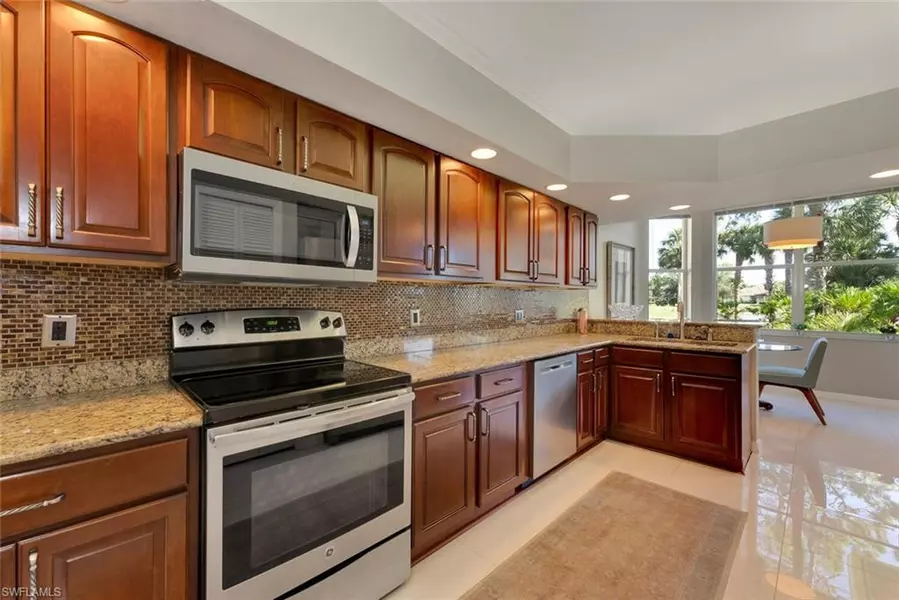 8535 Chase Preserve DR 201, Naples, FL 34113