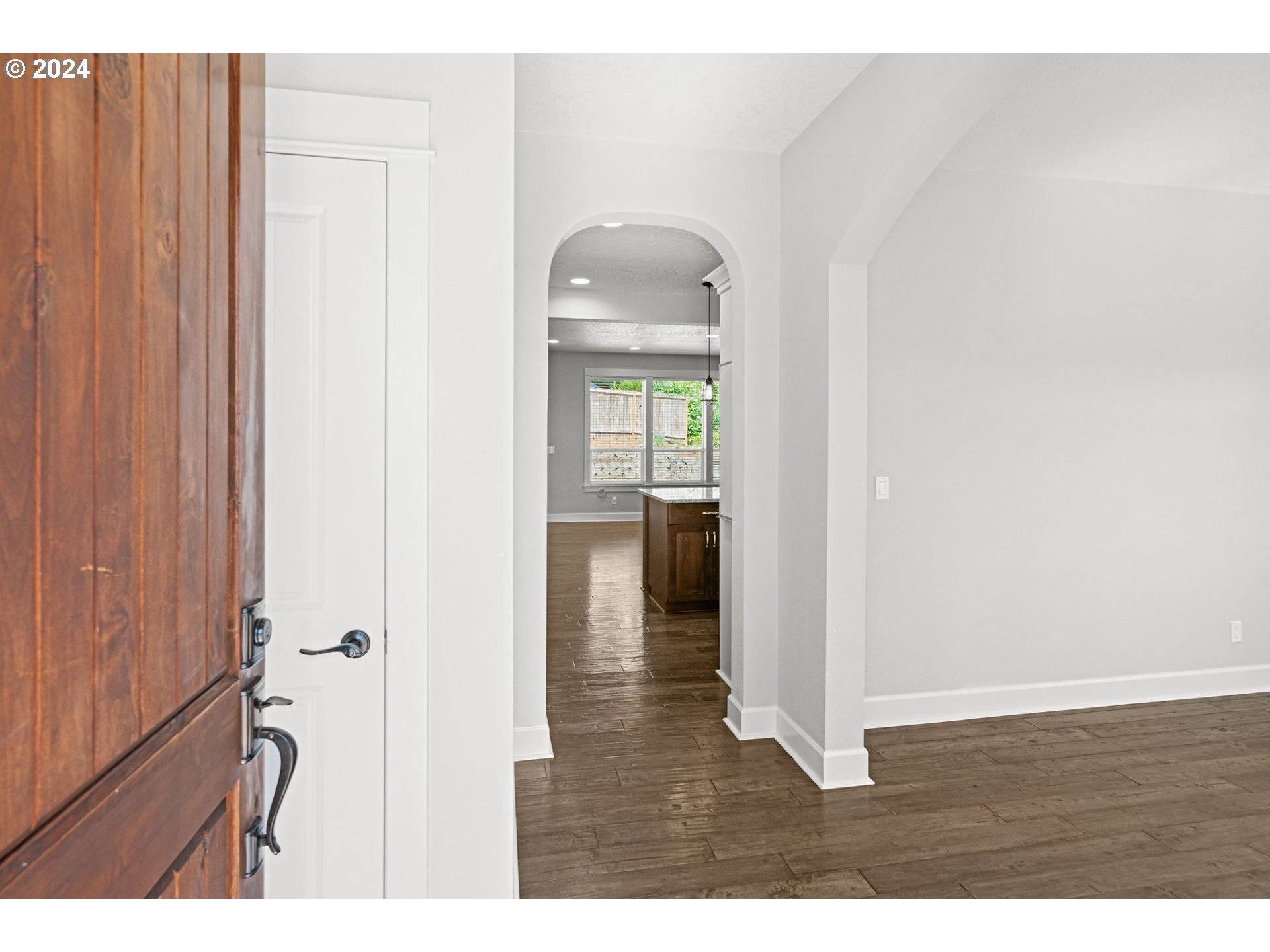 Salem, OR 97306,6111 SE EXODUS ST