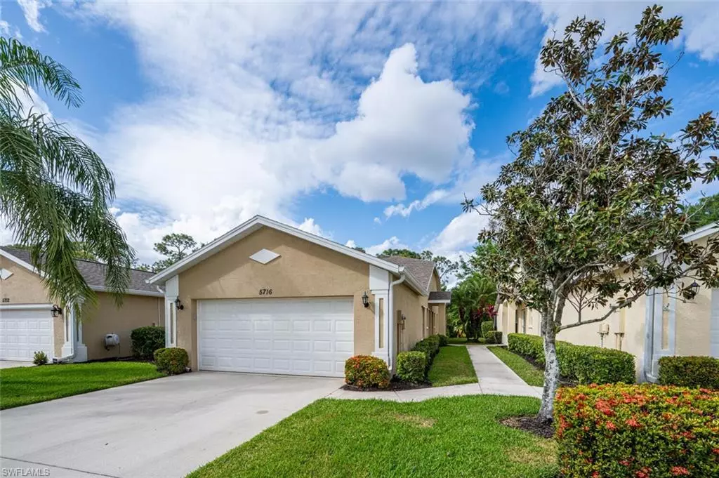 Naples, FL 34112,5716 Greenwood CIR 50