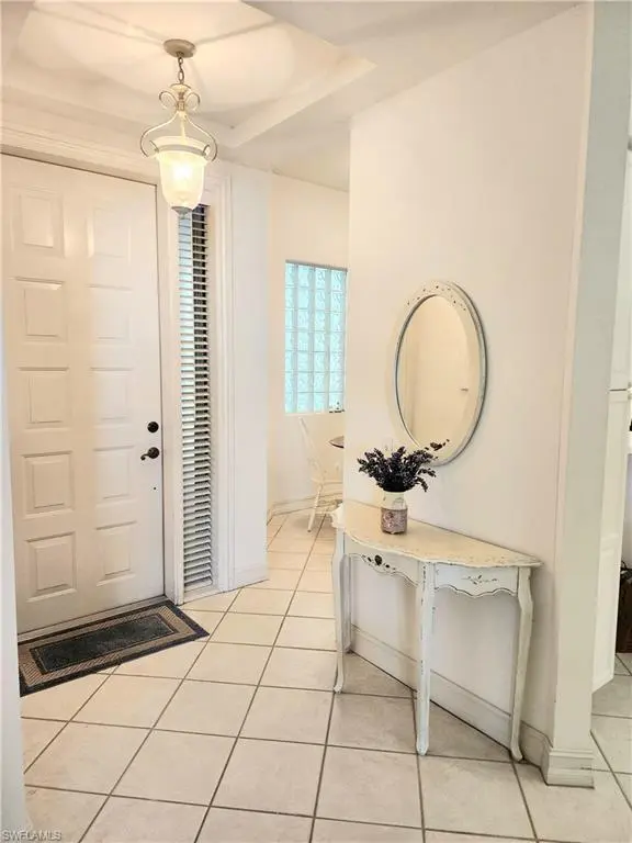 800 Breakaway LN 103, Naples, FL 34108