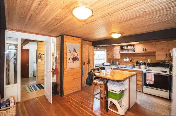 Pender Island, BC V0N 2M2,2608 Shoal Rd