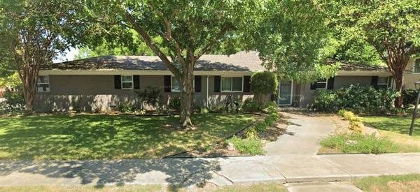 302 S DENTON Street, Gainesville, TX 76240