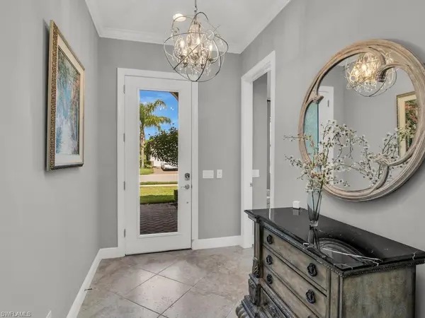 4719 Abaca CIR, Naples, FL 34119