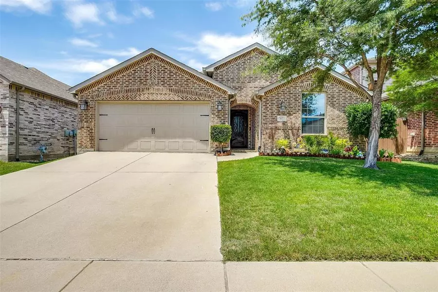 617 Ricochet Drive, Fort Worth, TX 76131