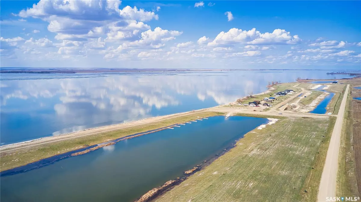 Last Mountain Lake East Side, SK S0G 0Z0,64 Sunset Acres LANE